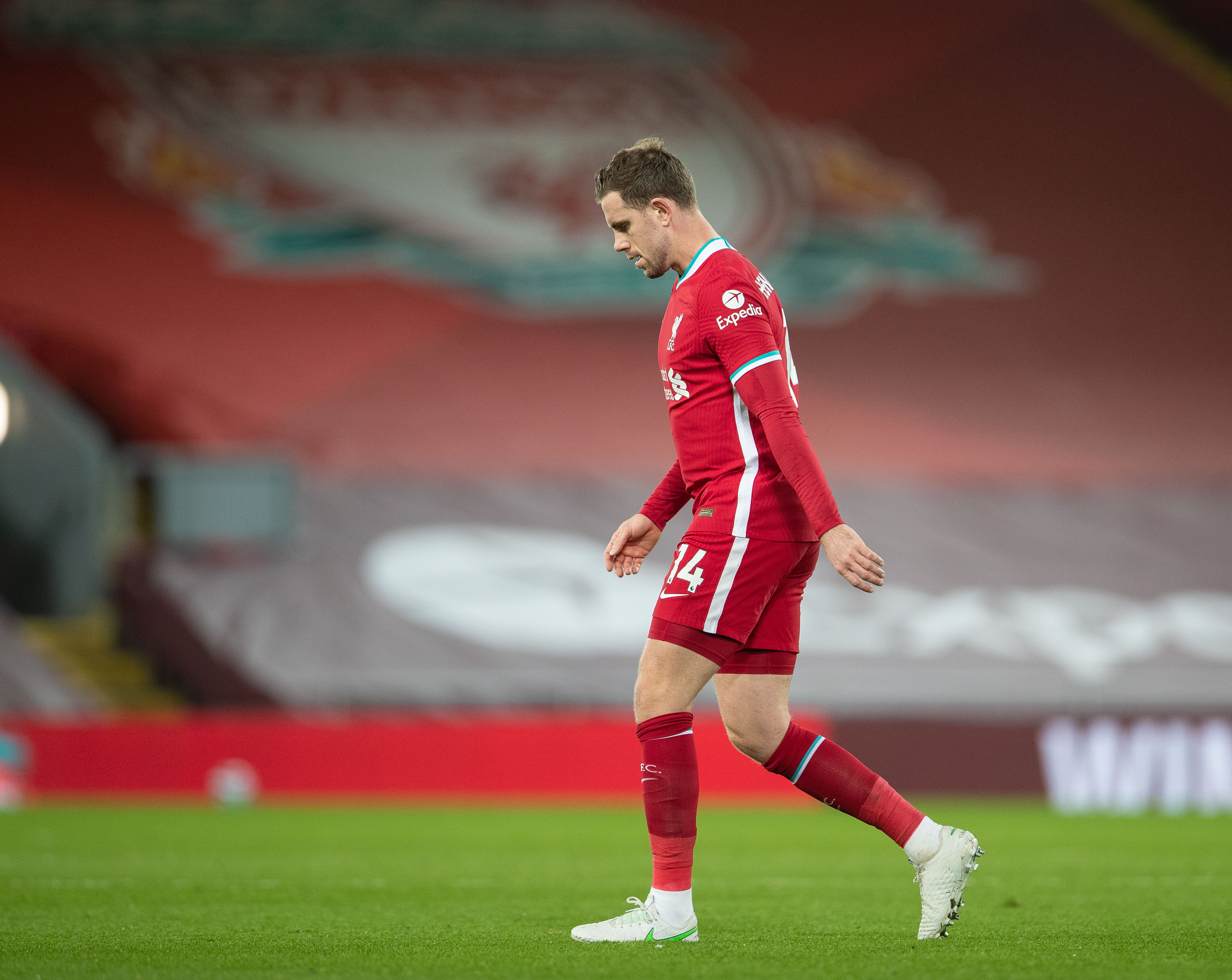 表现出彩！扎卡本场个人数据：1射门1进球，5次关键传球