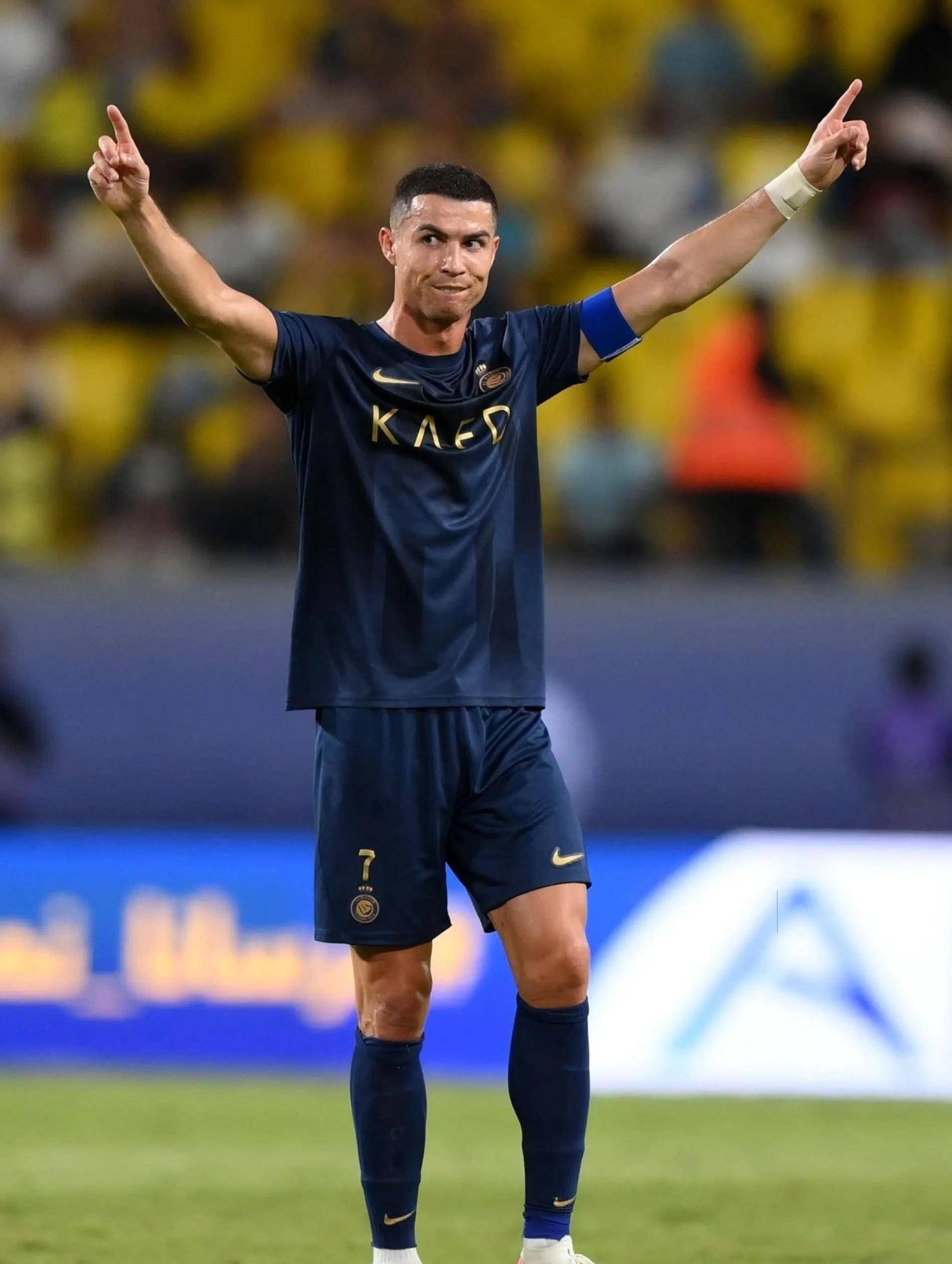 利物浦vs埃因霍温：伊萨克替补，加克波战旧主，萨拉赫首发