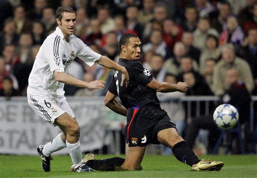 广厦男篮张帆末节绝杀山东