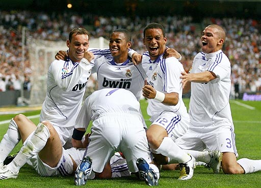 表现出彩！扎卡本场个人数据：1射门1进球，5次关键传球