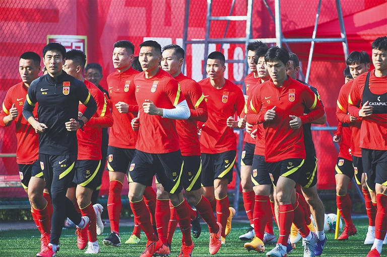 德拉富恩特谈世界杯分组：最让我担心的是比赛之间的长途旅行