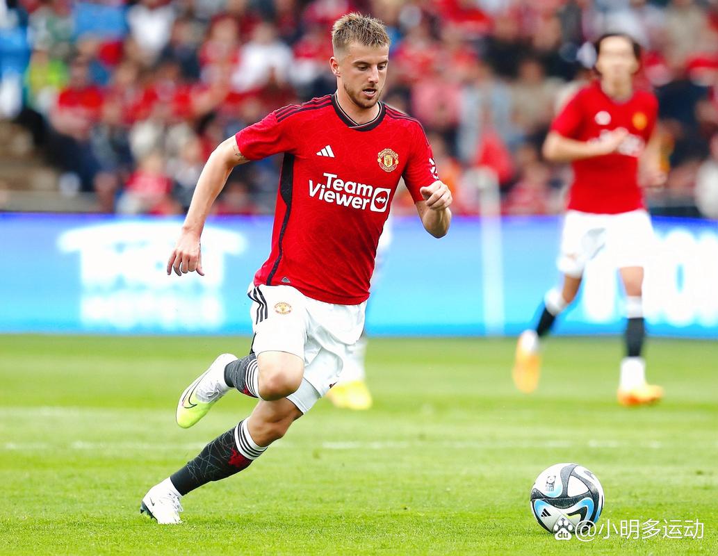 皇马客场3-0击败毕巴，阿诺德表现神勇但伤退，展现世界级水准，但伤病困扰持续。