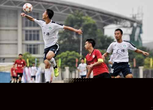 科尔：不清楚巴特勒的具体伤情，训练师告诉我他下半场不会上