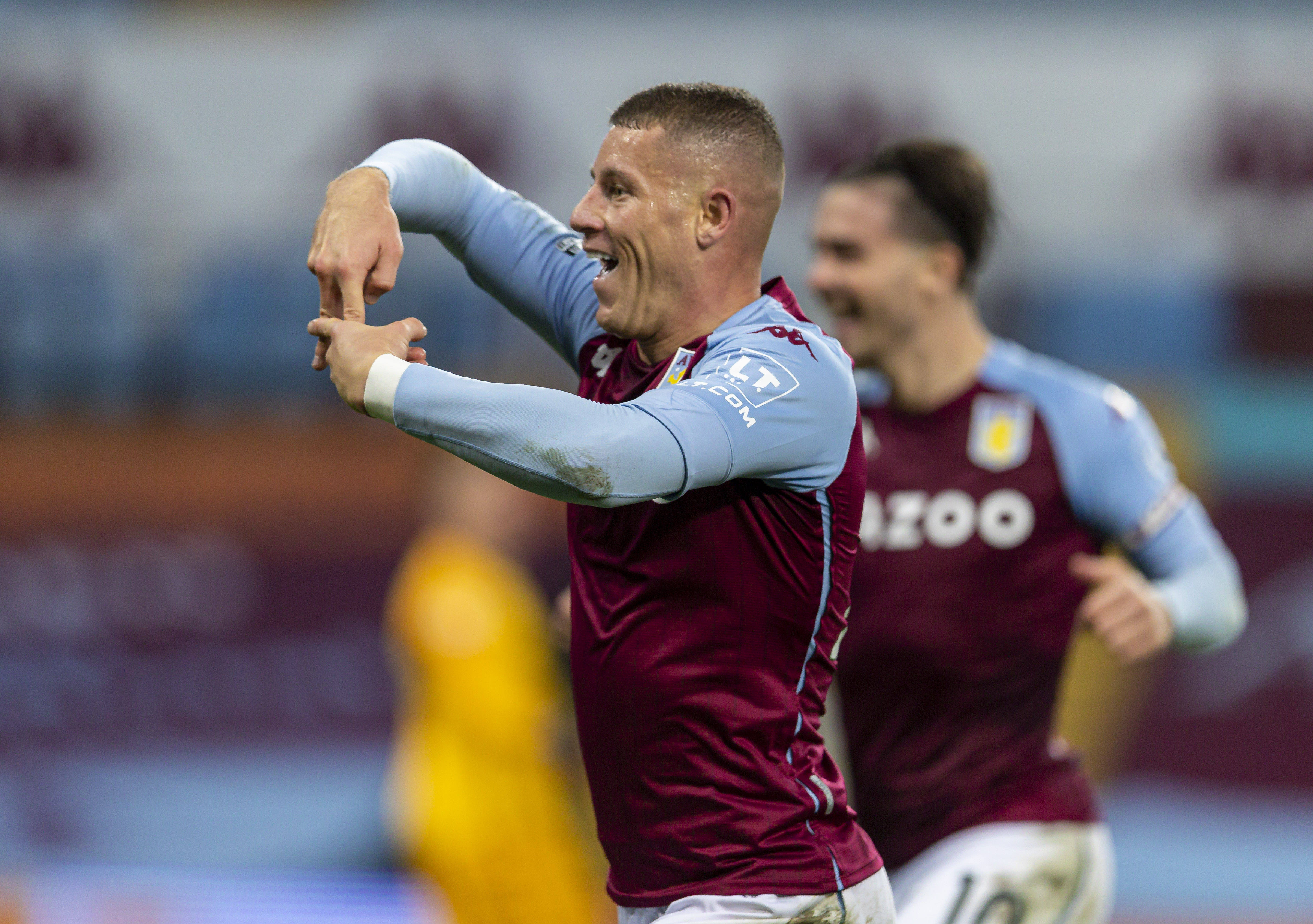 每体：梅西晚饭后去了诺坎普，今晨坐飞机前往国家队报到