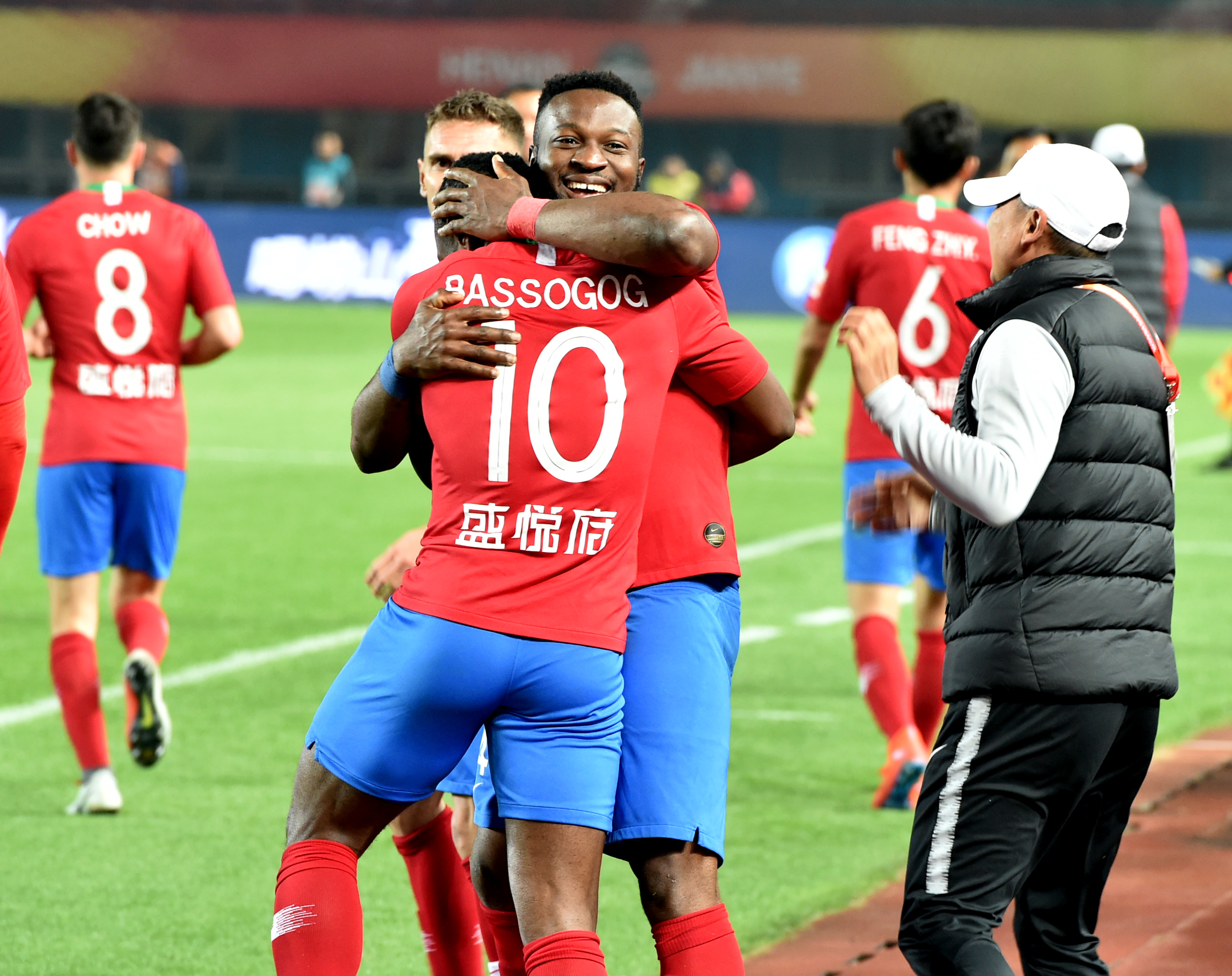 邮报：顺应英超形势，利兹今夏引援注重身体对抗和定位球能力